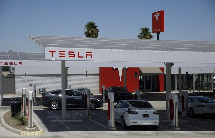 Tesla Does Energy Too 3